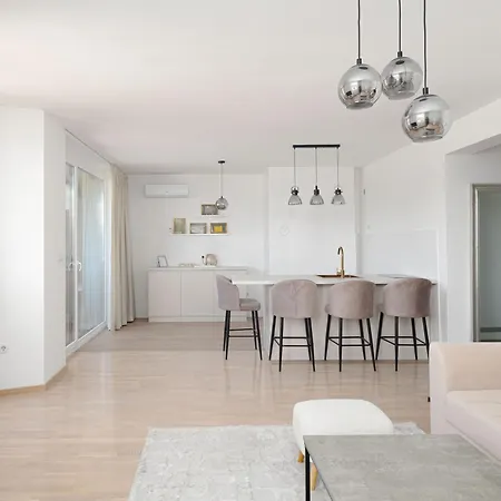 Skyline Tower Apartman